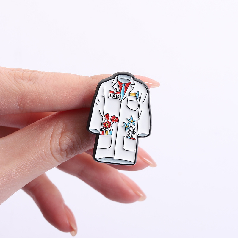 เข็มกลัดเคลือบลายดอกไม้ รูปเสื - Lab Coat Medical บทวิจารณ์และราคา